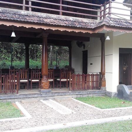 7Th Heaven Resorts Kochi Exterior foto