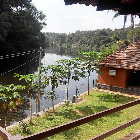 7Th Heaven Resorts Kochi Exterior foto