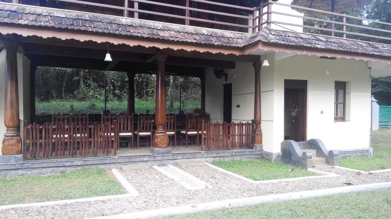 7Th Heaven Resorts Kochi Exterior foto